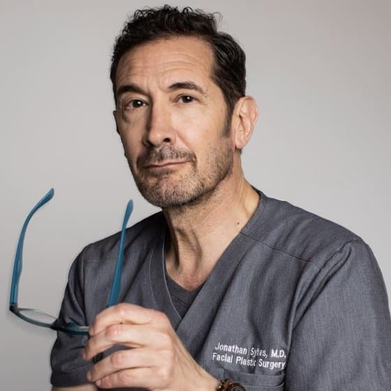 Dr. Jonathan Sykes, M.D.